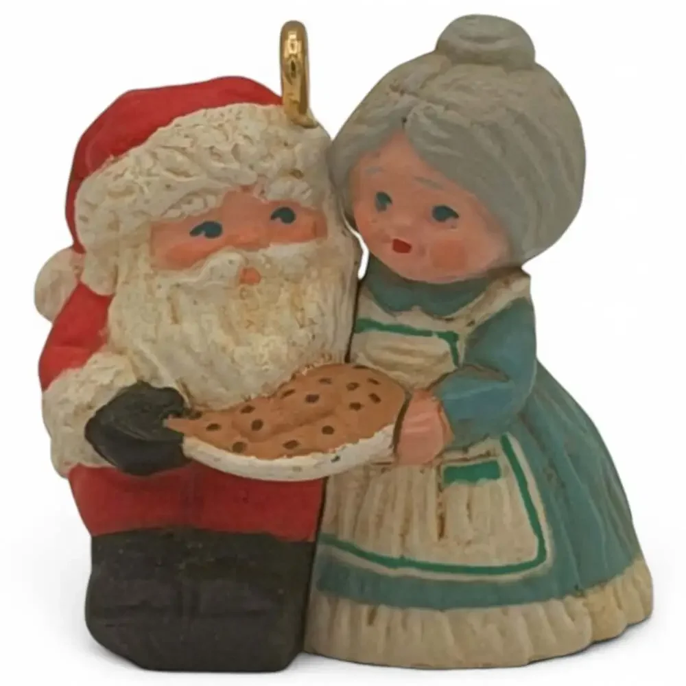1991 Hallmark Keepsake Miniature Ornament The Kringles 3rd in Series